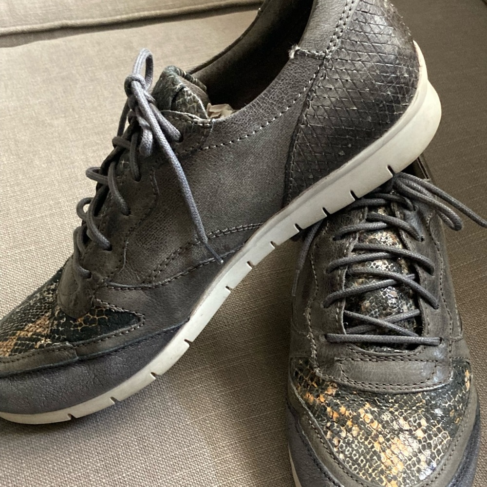Miz Mooz Dark Gray Suede & Snakeskin Accent Lace-Up Flats